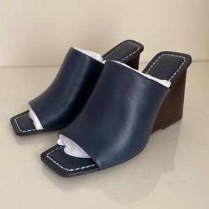 Mercedes Castillo Mc-Leonor Bright Blue Heel